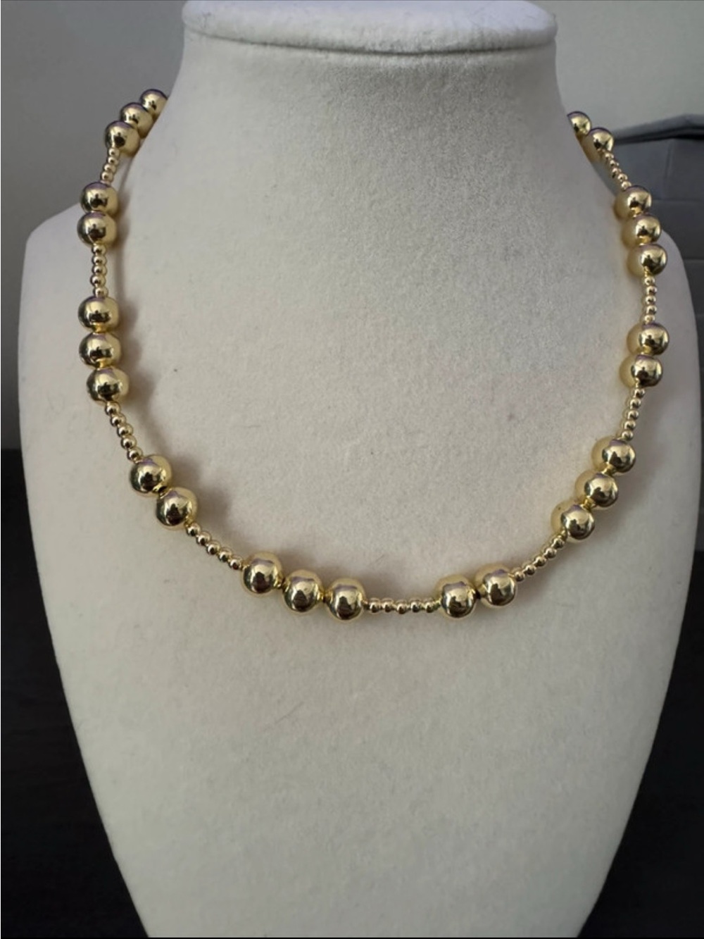 Gold Beaded Women's Necklace - Elegant Strand